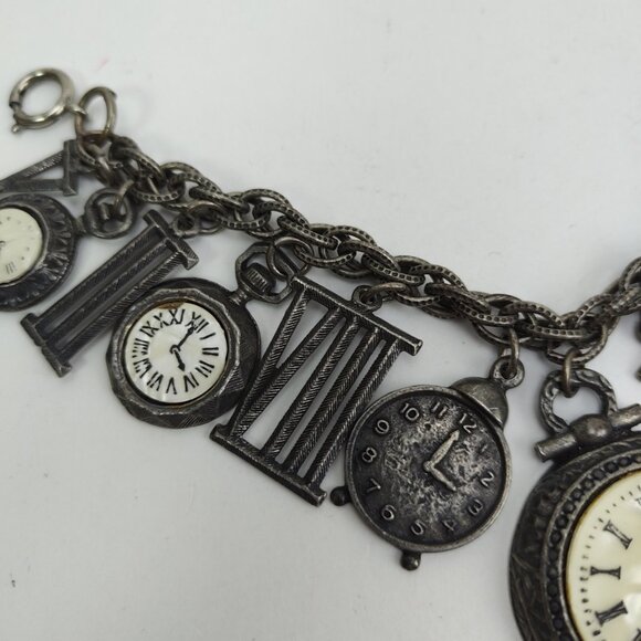 ART Arthur Pepper 13 Timepiece Clock Charm Bracelet Silver Tone Chunky 7.5" VTG - Picture 3 of 15